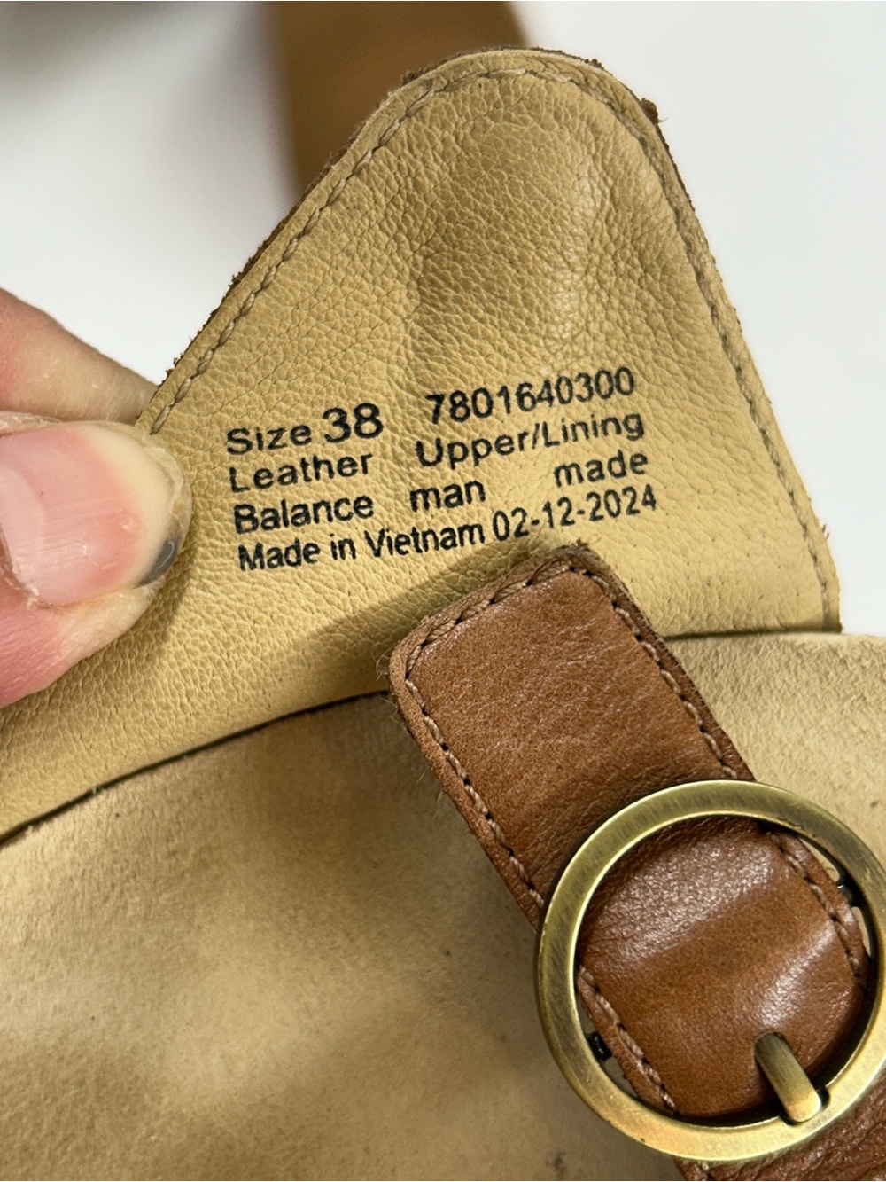 Comfort Buckle Women's Brown Open-Toe Sandals - Picture 4 of 5